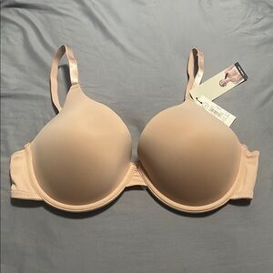 38C Cream Seamless T-Shirt Bra with Underwire Support